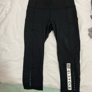 Cropped lululemon SoulCycle leggings